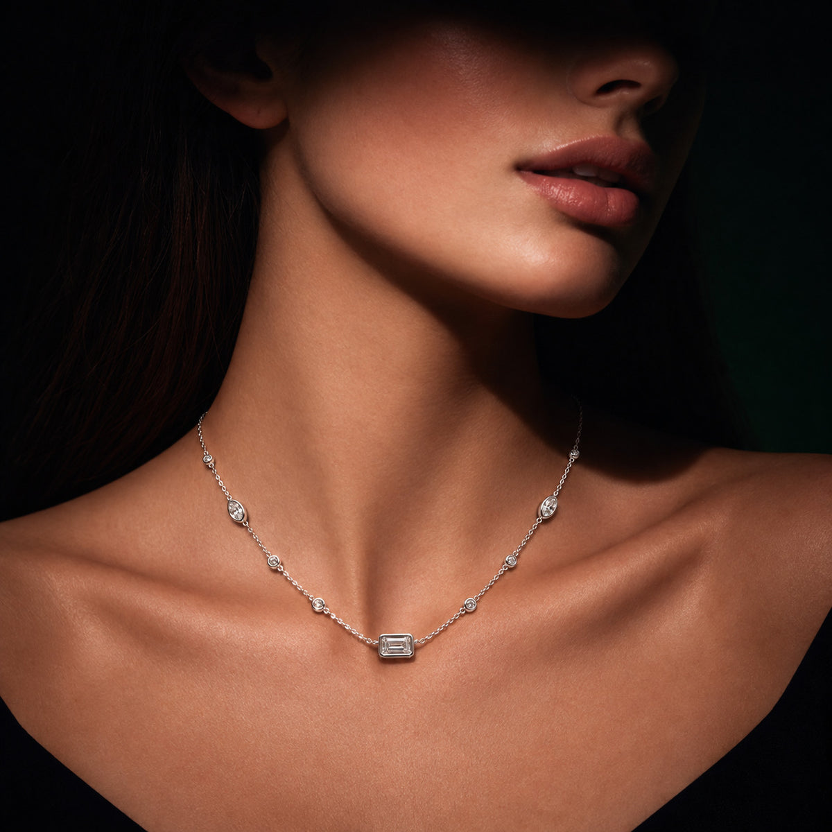 Glow Trail Necklace