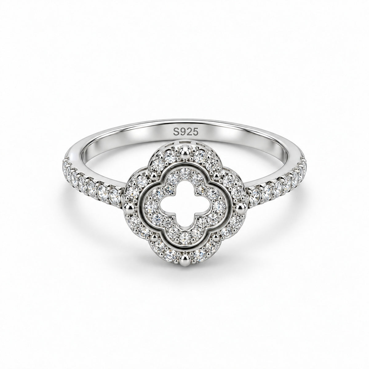 Clover Glint Ring