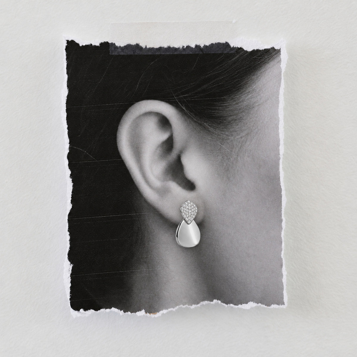 Petal Glide Earring