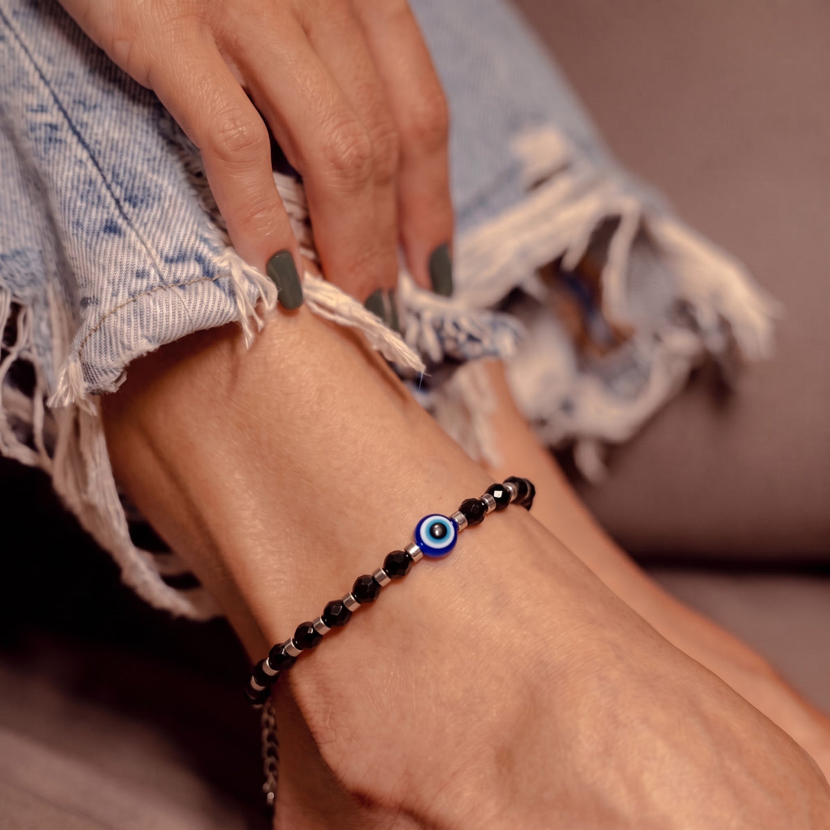 Onyx Eye Guard Anklet